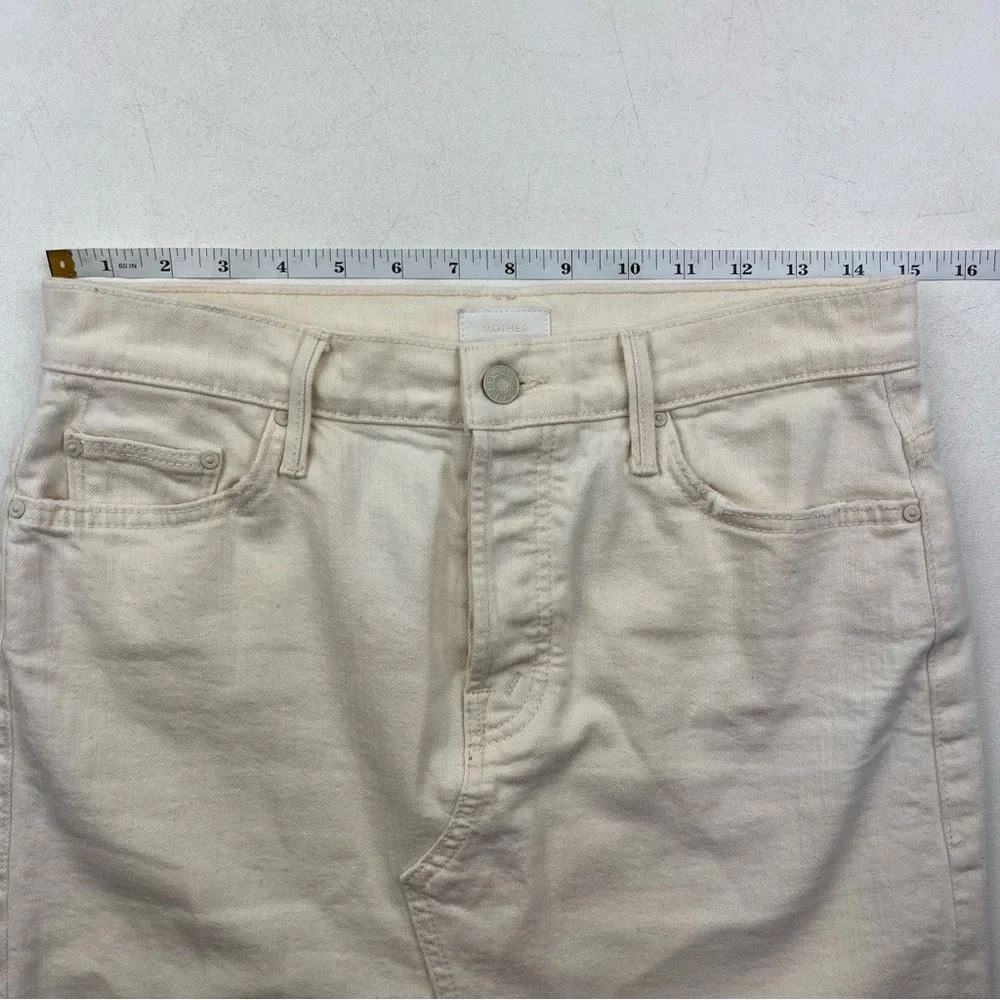 MOTHER The Tomcat slide mini fray skirt - Picture 3 of 11